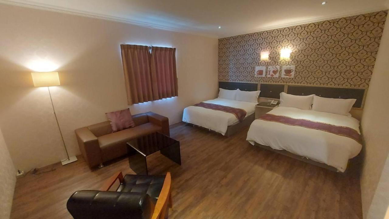 Jungle City Motel 嘉義市 エクステリア 写真