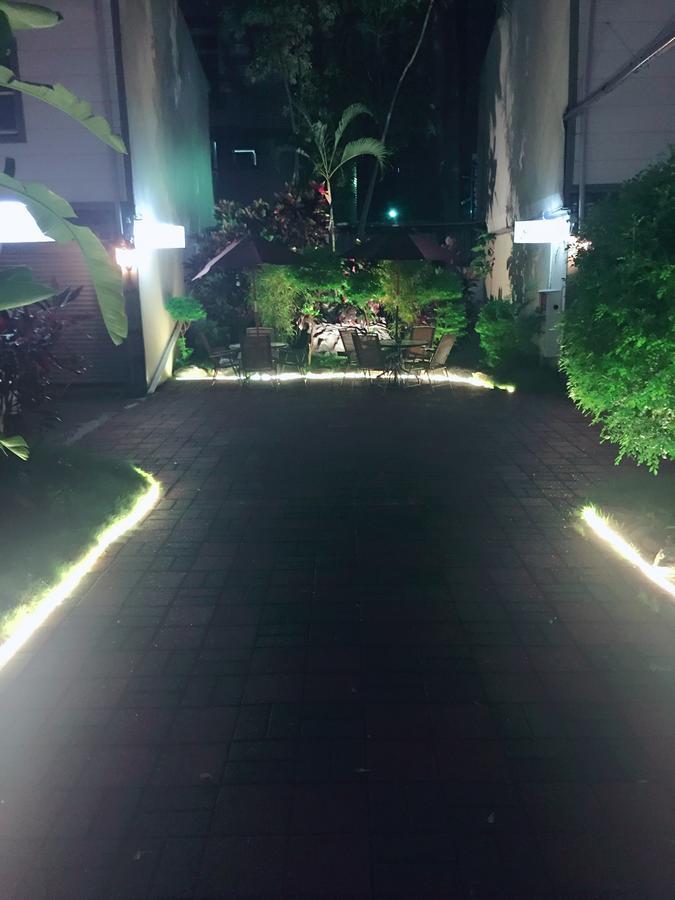 Jungle City Motel 嘉義市 エクステリア 写真
