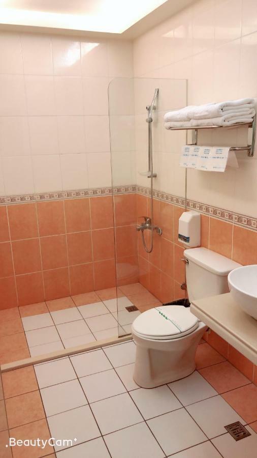 Jungle City Motel 嘉義市 エクステリア 写真
