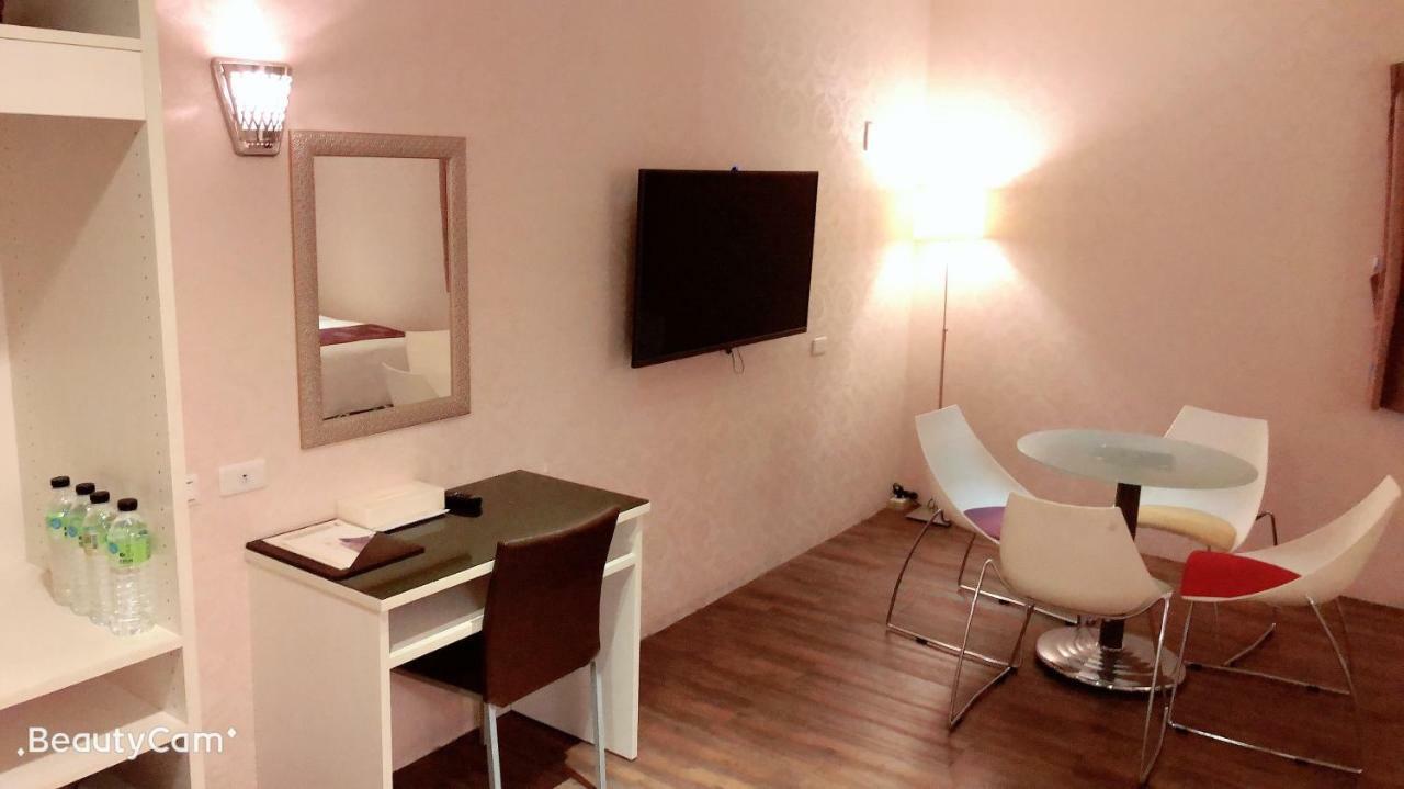 Jungle City Motel 嘉義市 エクステリア 写真