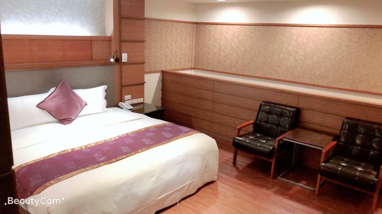 Jungle City Motel 嘉義市 エクステリア 写真